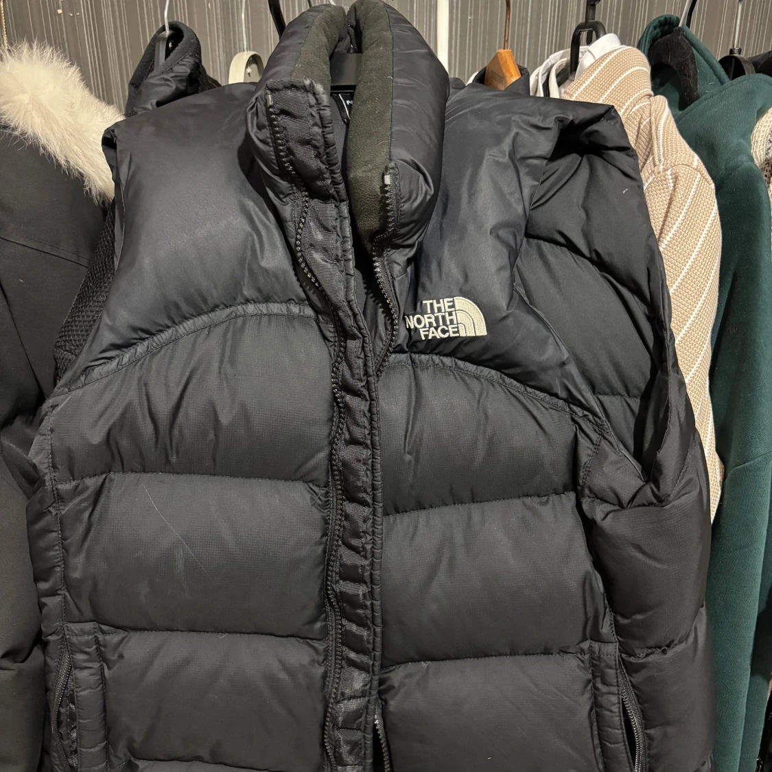 Svart dunväst från The North Face - 1