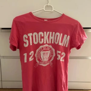 T shirt - Använd några gånger, bra skick 