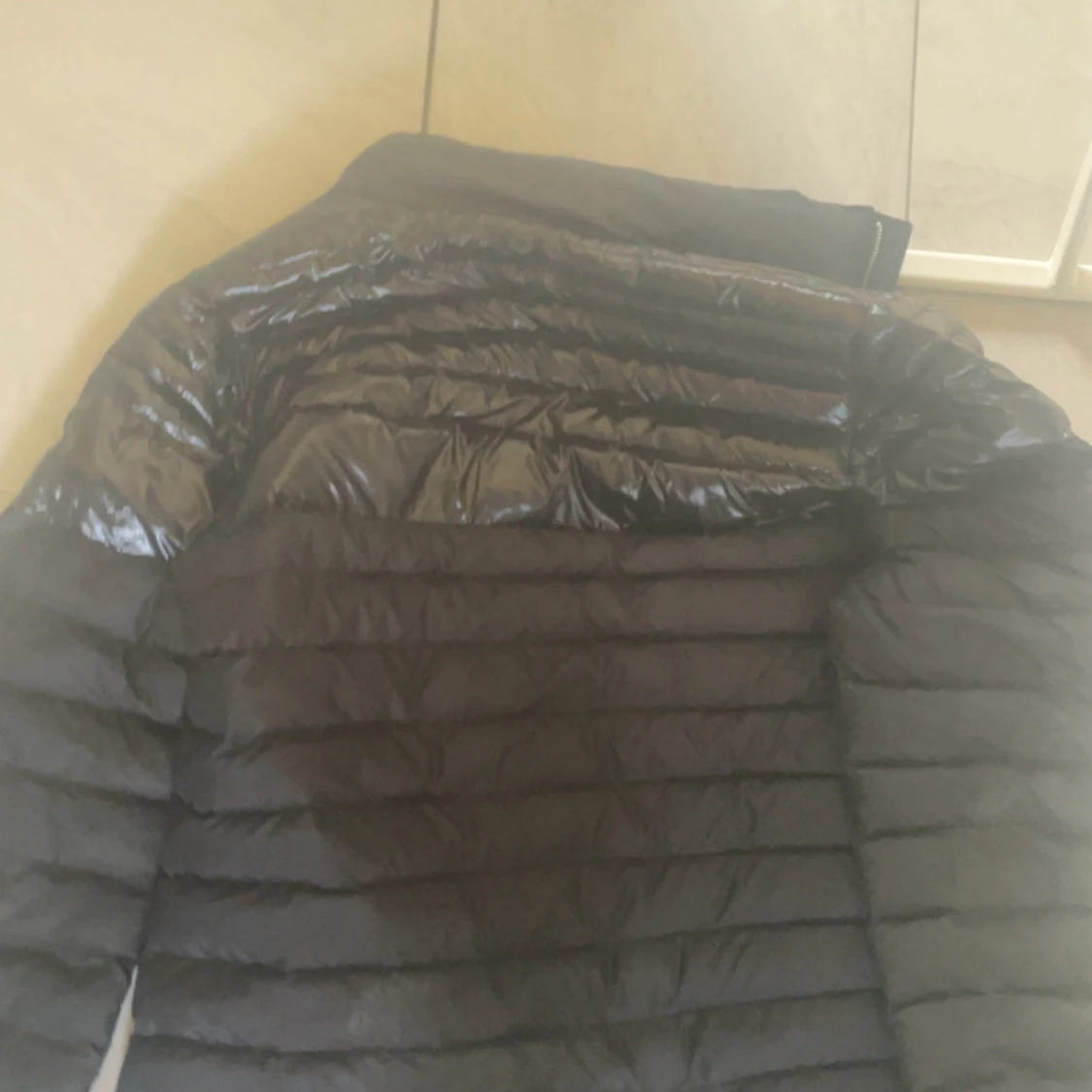 Svart dunjacka från Stone Island - 2