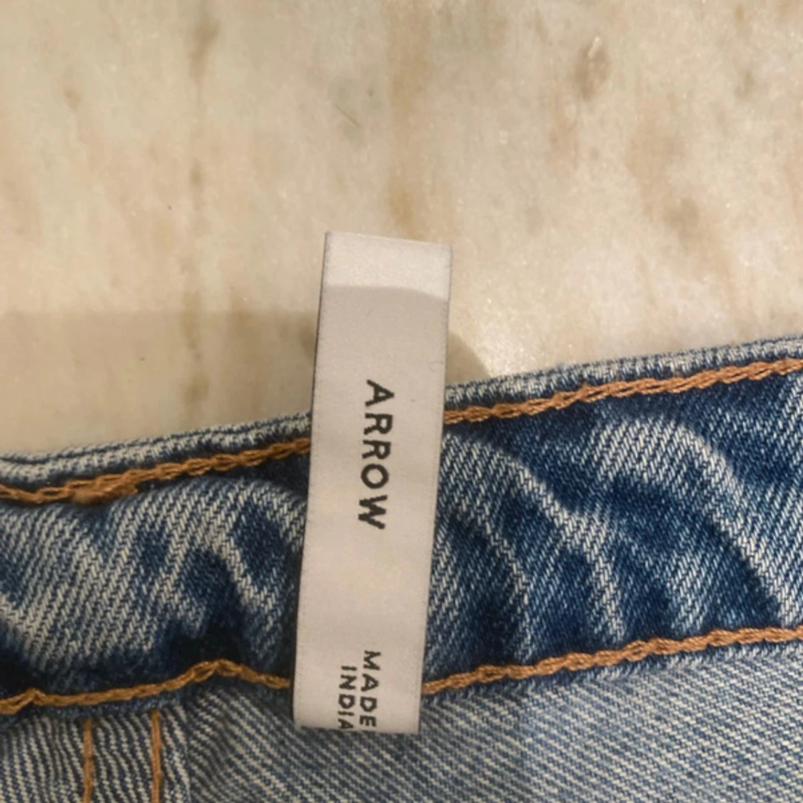 Weekday Arrow ljusblå straight jeans - 2