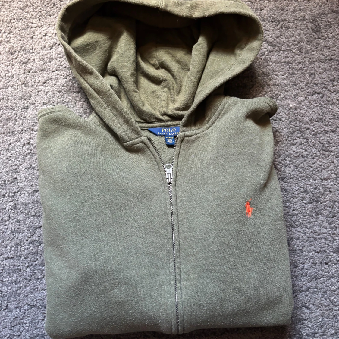 Olivgrön hoodie från Polo Ralph Lauren
