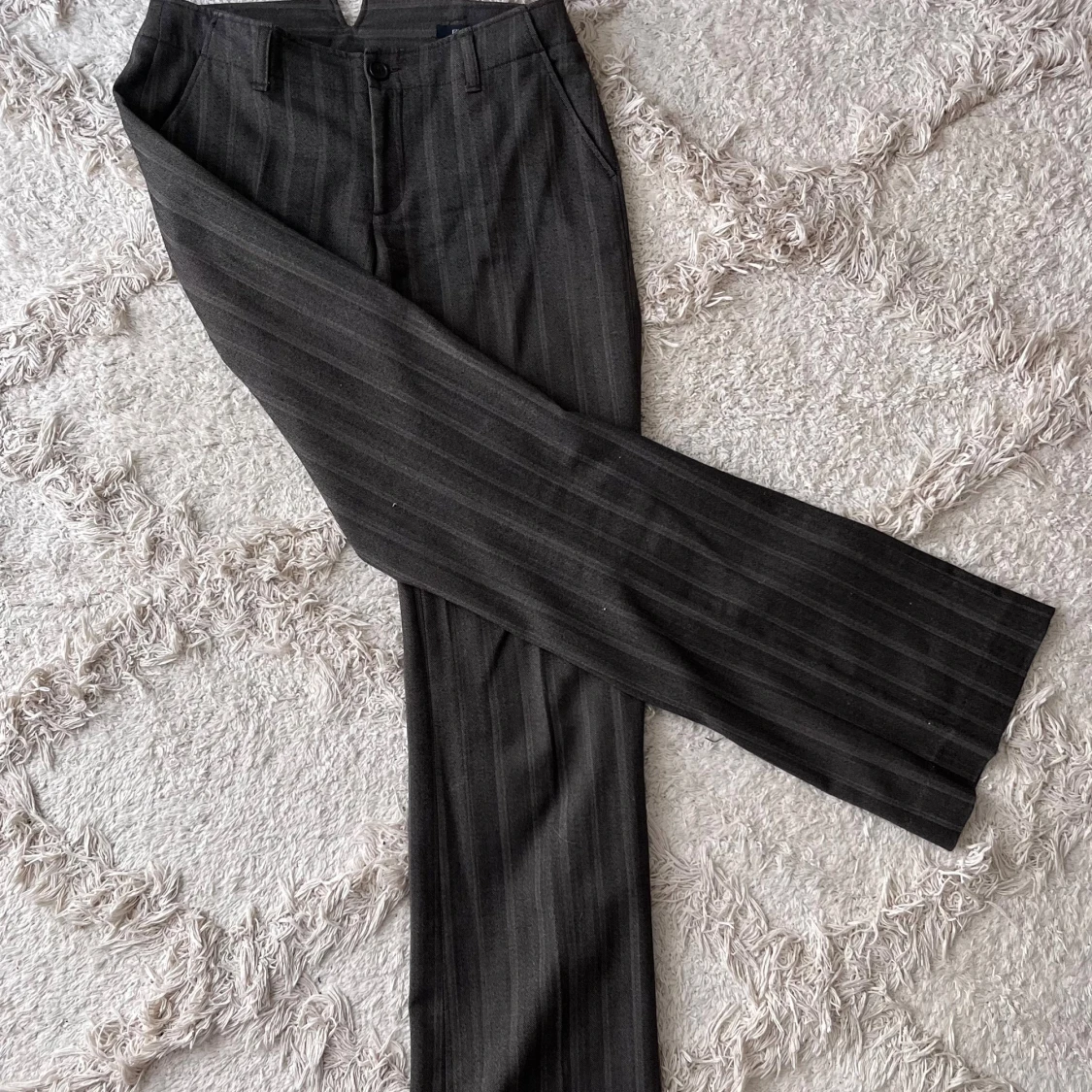 Randiga kostymbyxor från Filippa K