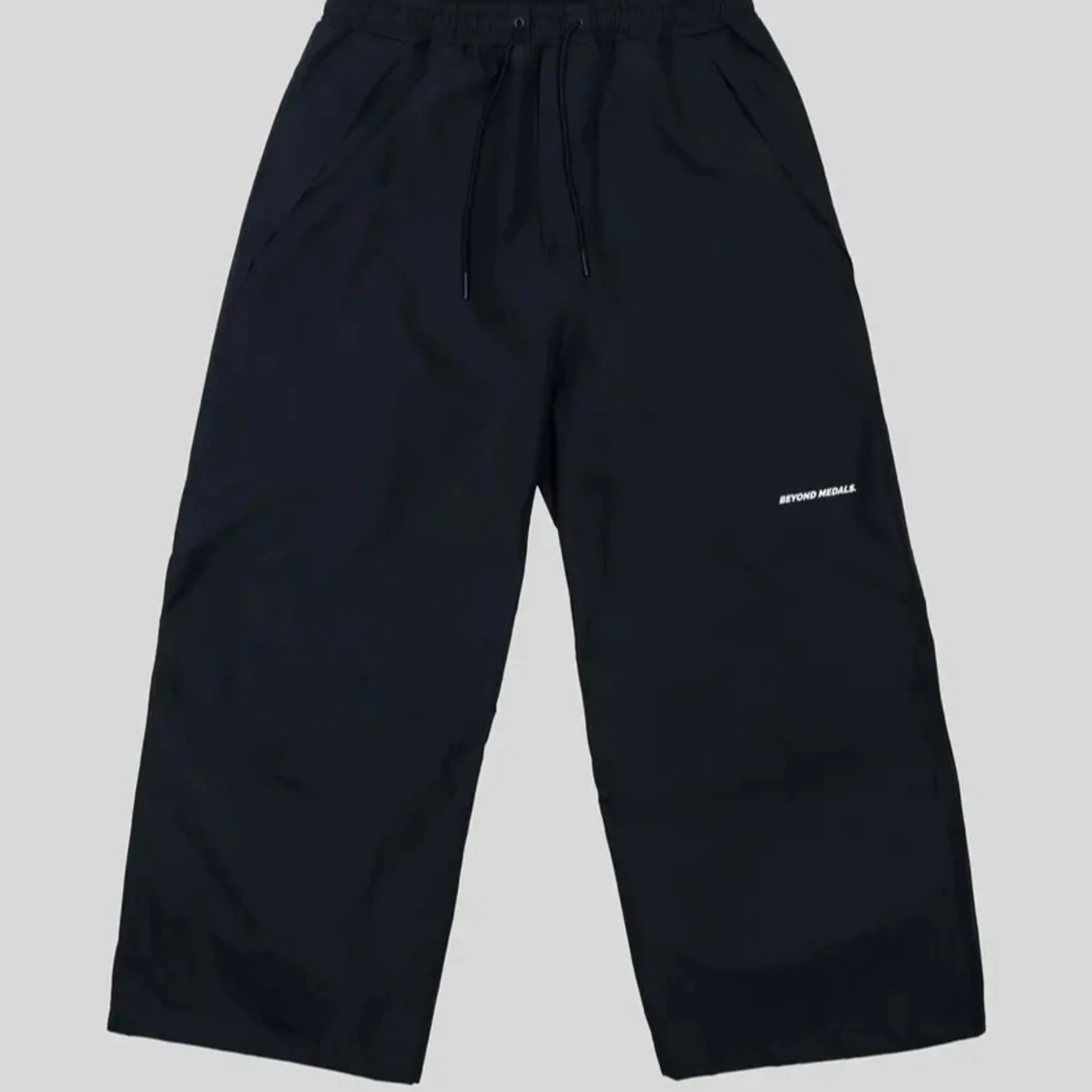 Beyond medals skidbyxor strl L