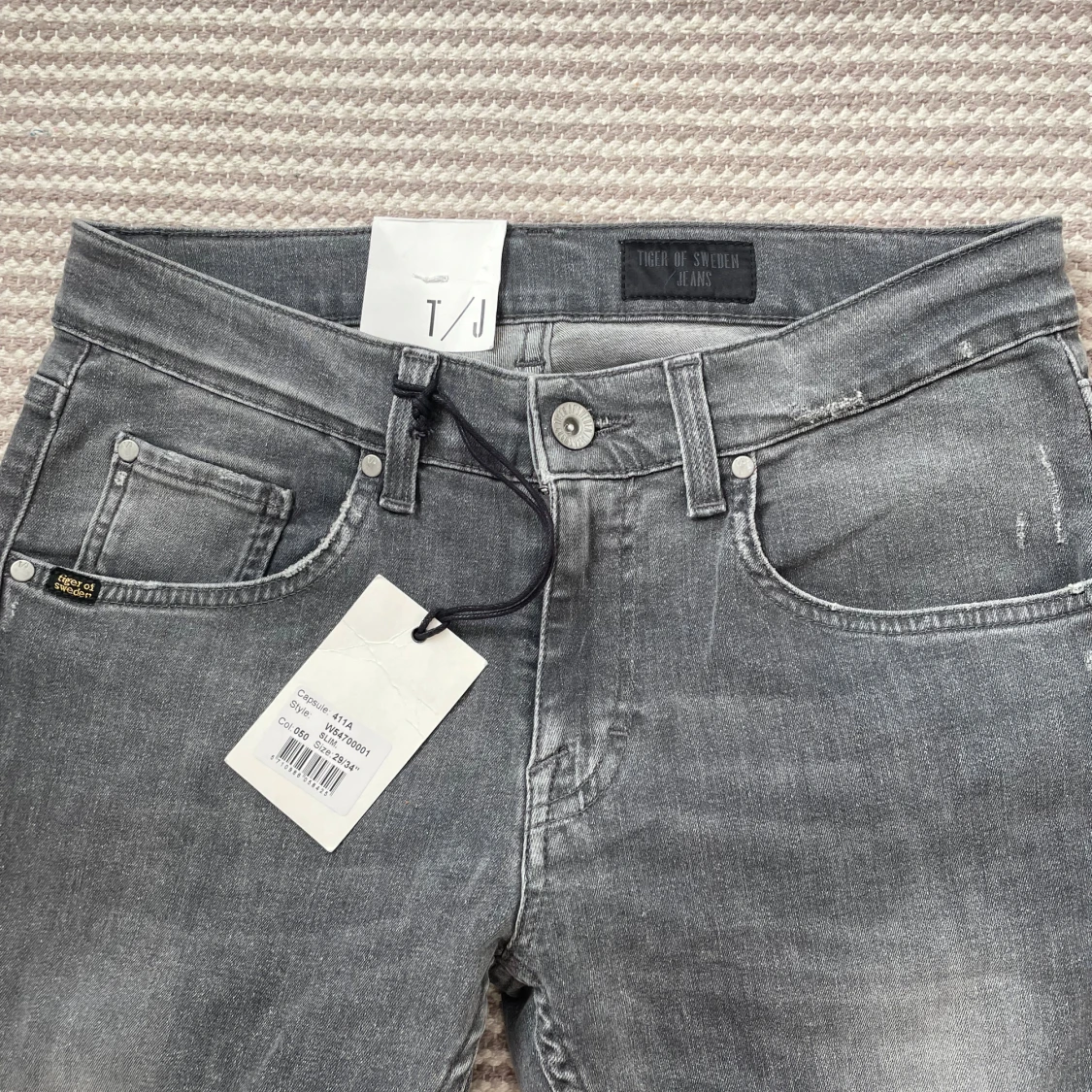 Grå skinny jeans från Tiger of Sweden - 3