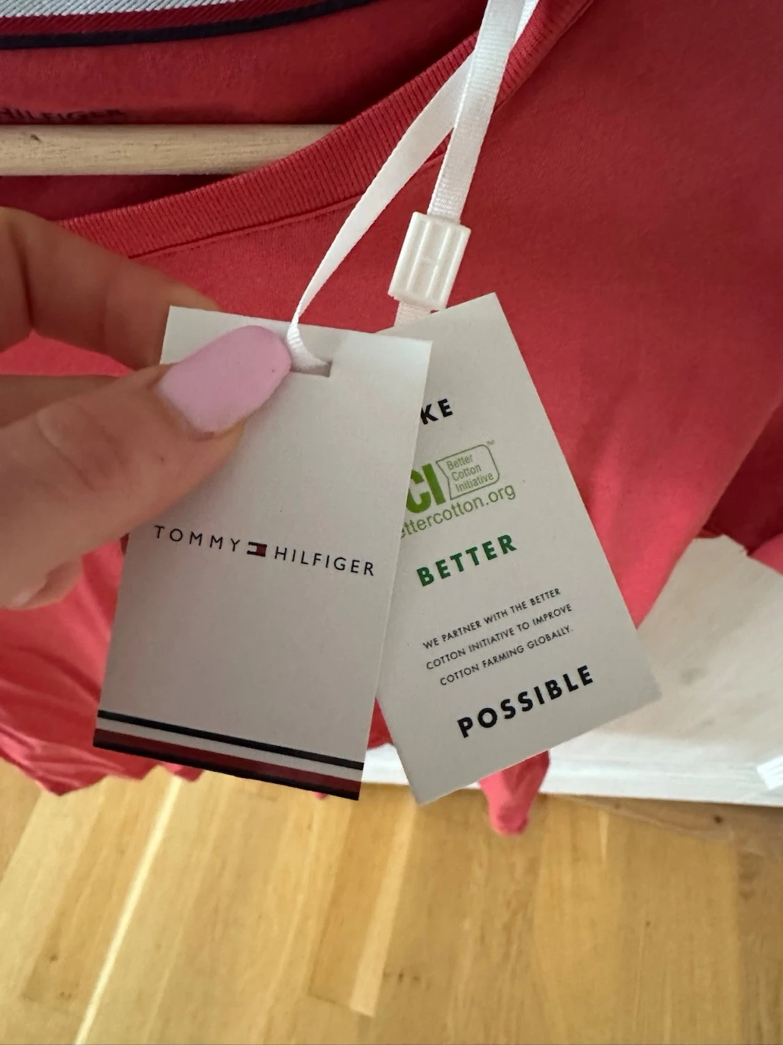 Rosa t-shirt Tommy Hilfiger S - 1