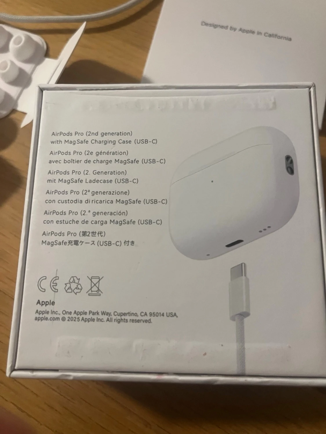 AirPods Pro (2nd generation) med MagSafe-laddningsetui (USB-C) - 1