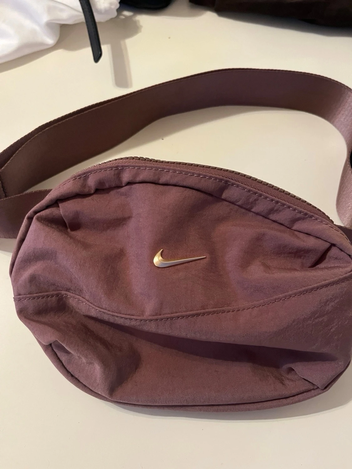 Violet waist bag very nice - 1