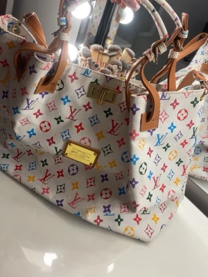 Bag - Som ny🤍 mycket utrymme 