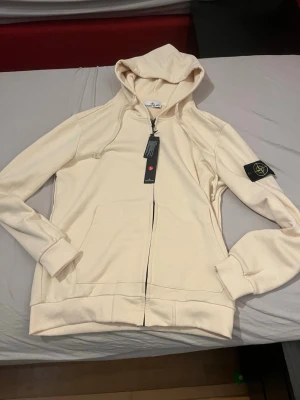 Kofta - Helt ny. Inte använd. 