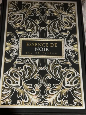  Parfum Parfym - Snygg och lyxig Eau de Parfum med elegant design. Perfekt för dig som vill sticka ut med en exklusiv touch. Passar dig som gillar stilrena detaljer och vill ha något unikt i parfymhyllan.