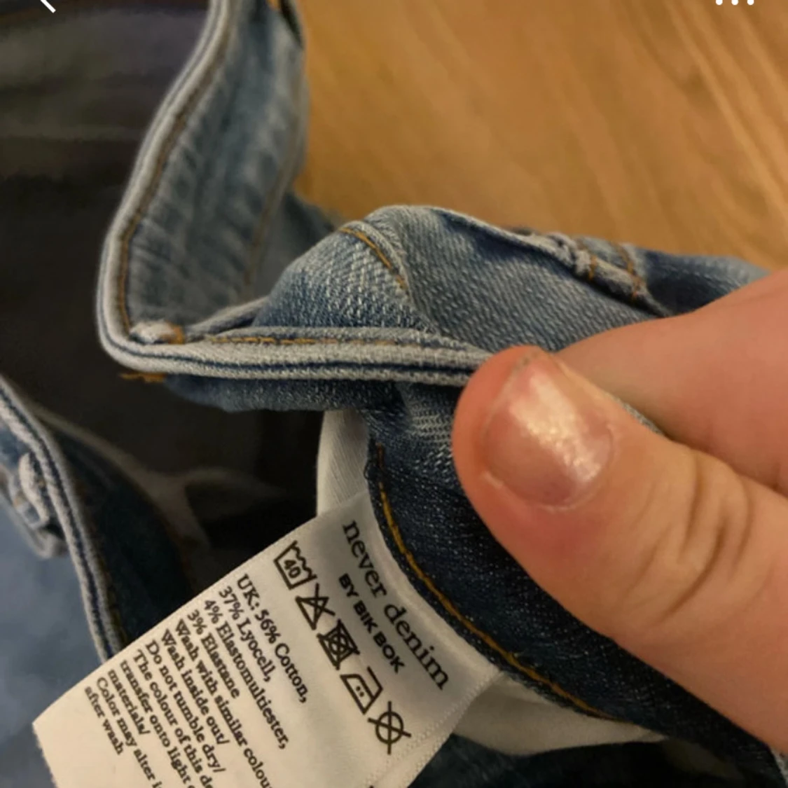 Peachy Flare jeans från Never Denim - 2