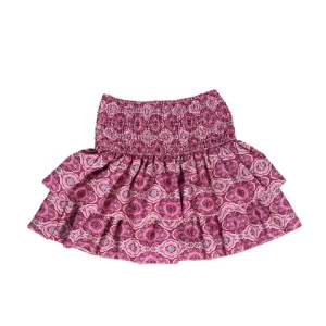 Volangkjol från meet me there - Säljer denna supersöta korta kjol från meet me there!! Storlek XXS/XS 