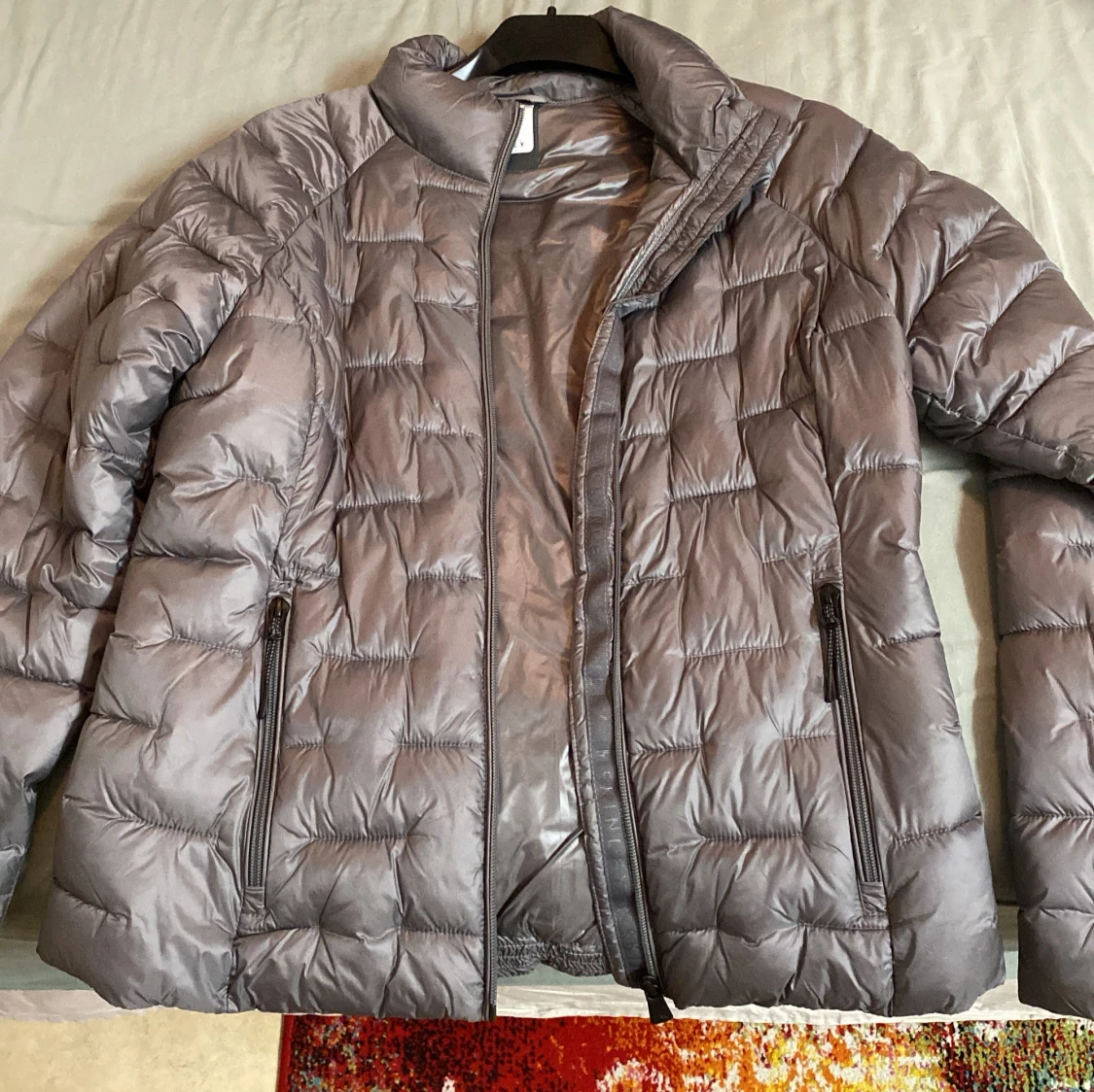 Grå pufferjacka från McKinley