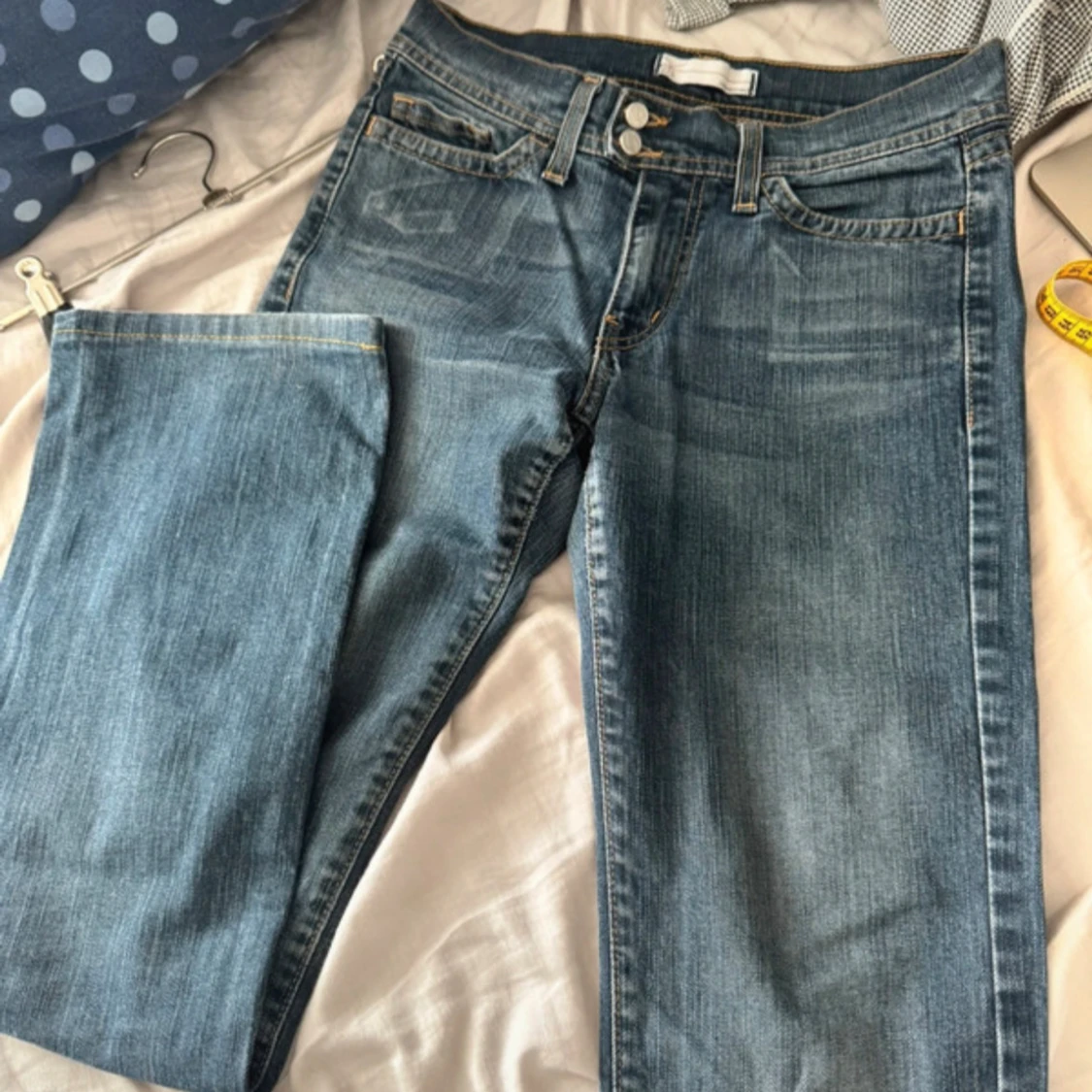 Lågmidjade jeans - 1