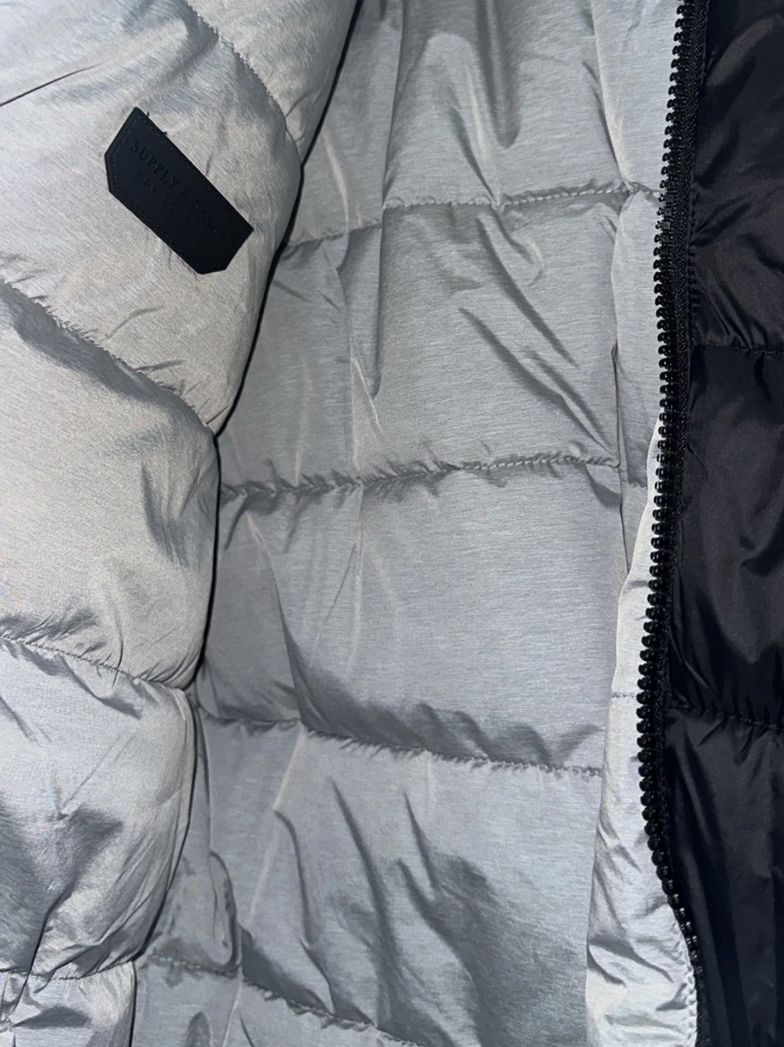 Svart pufferjacka Supply & Demand - 3