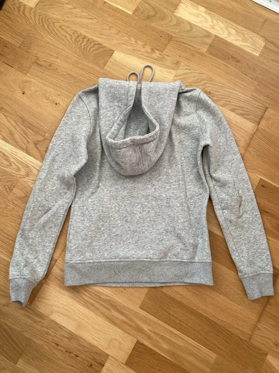 Grå DirtCült hoodie - 1