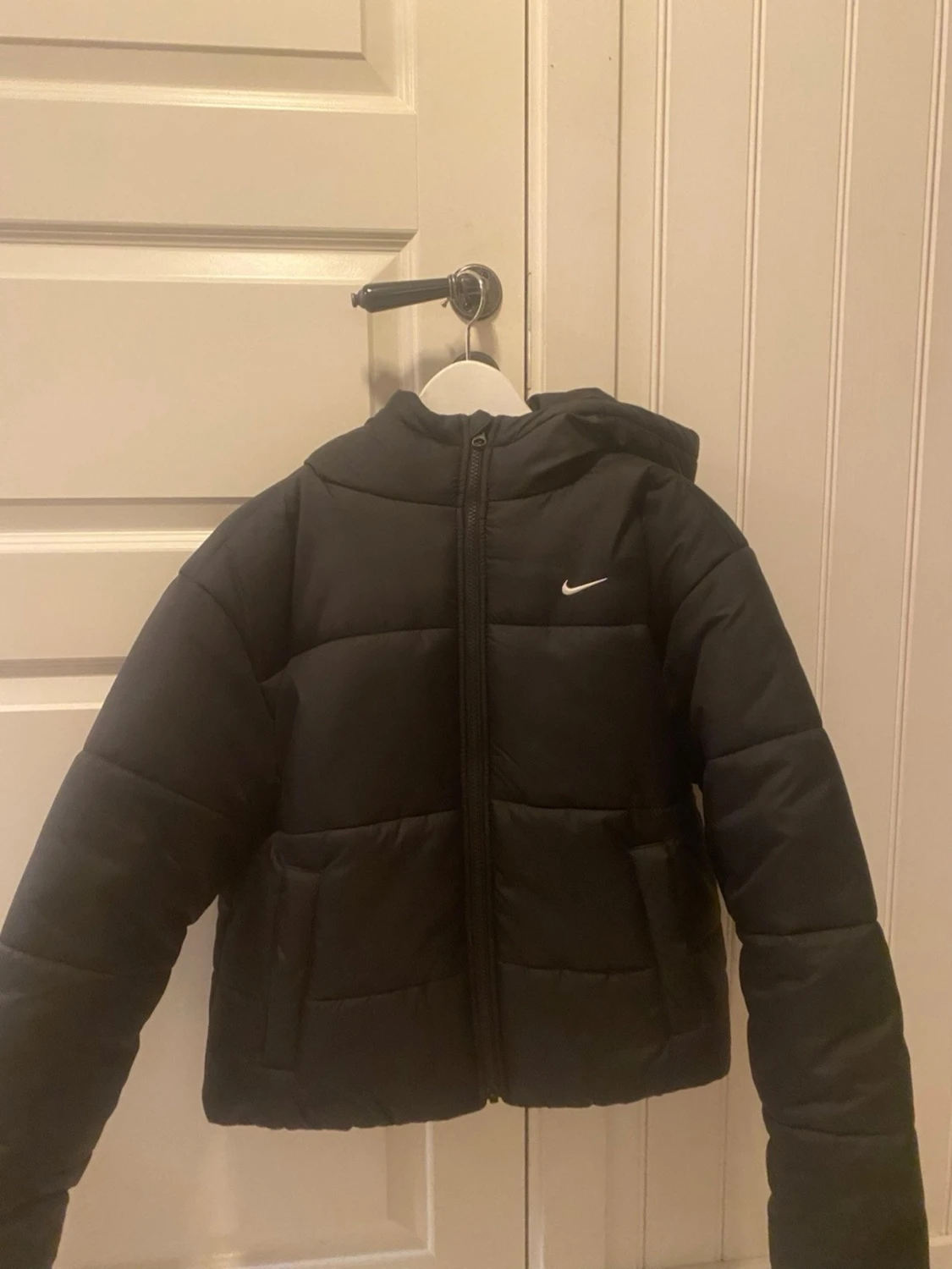 Svart pufferjacka från Nike - 2