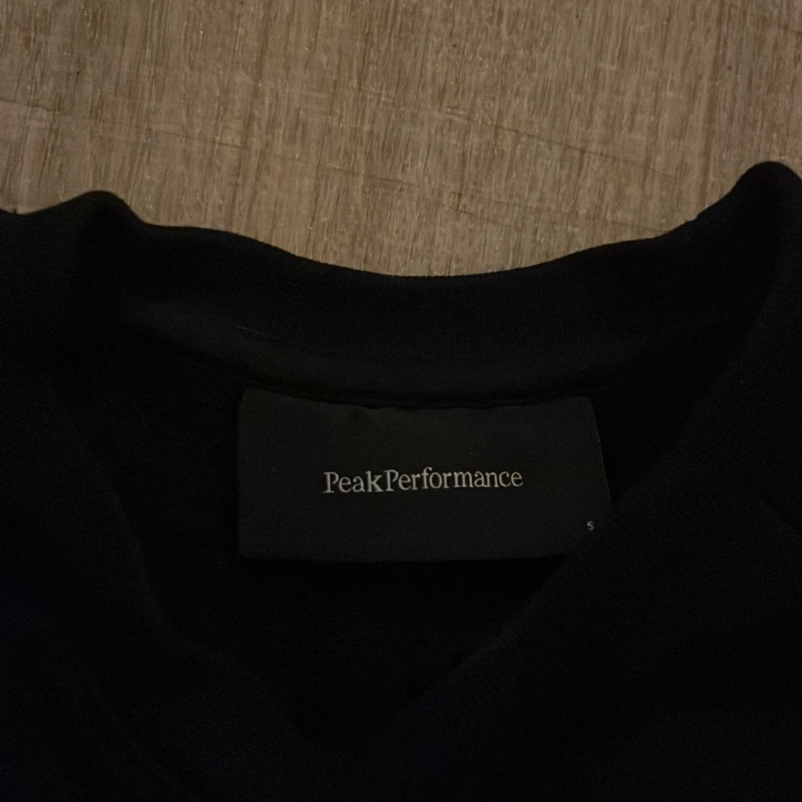 Svart tröja från Peak Performance - 1