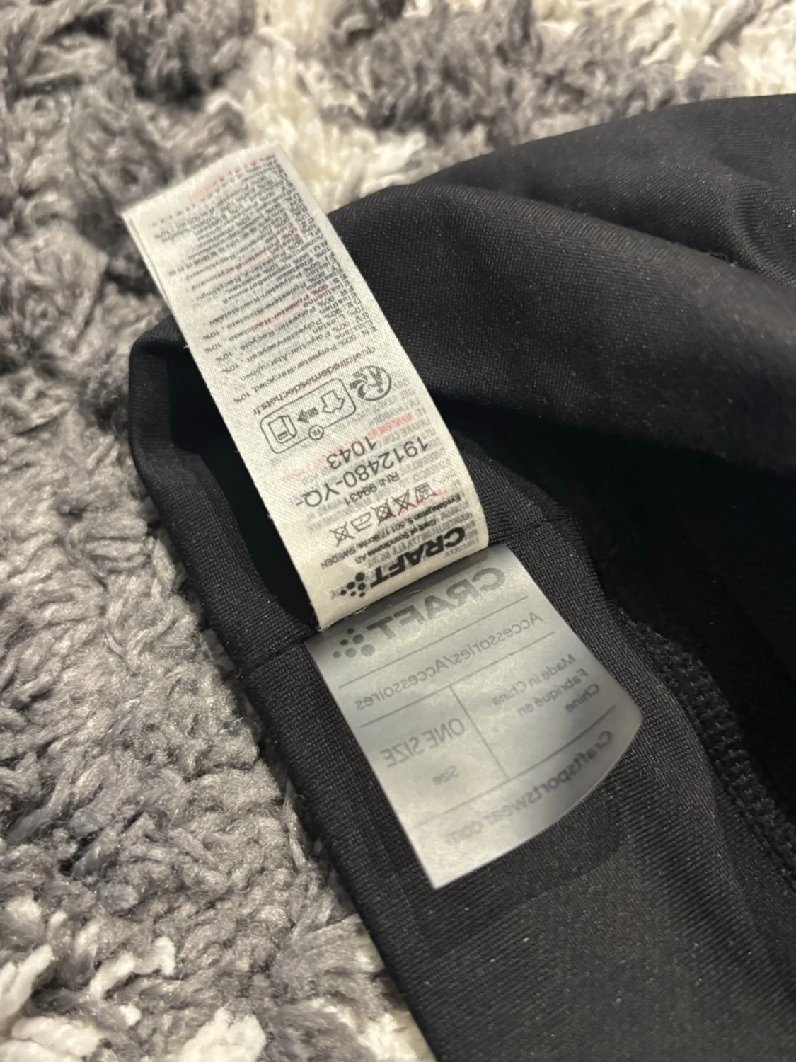 Svart mössa från Craft - 3