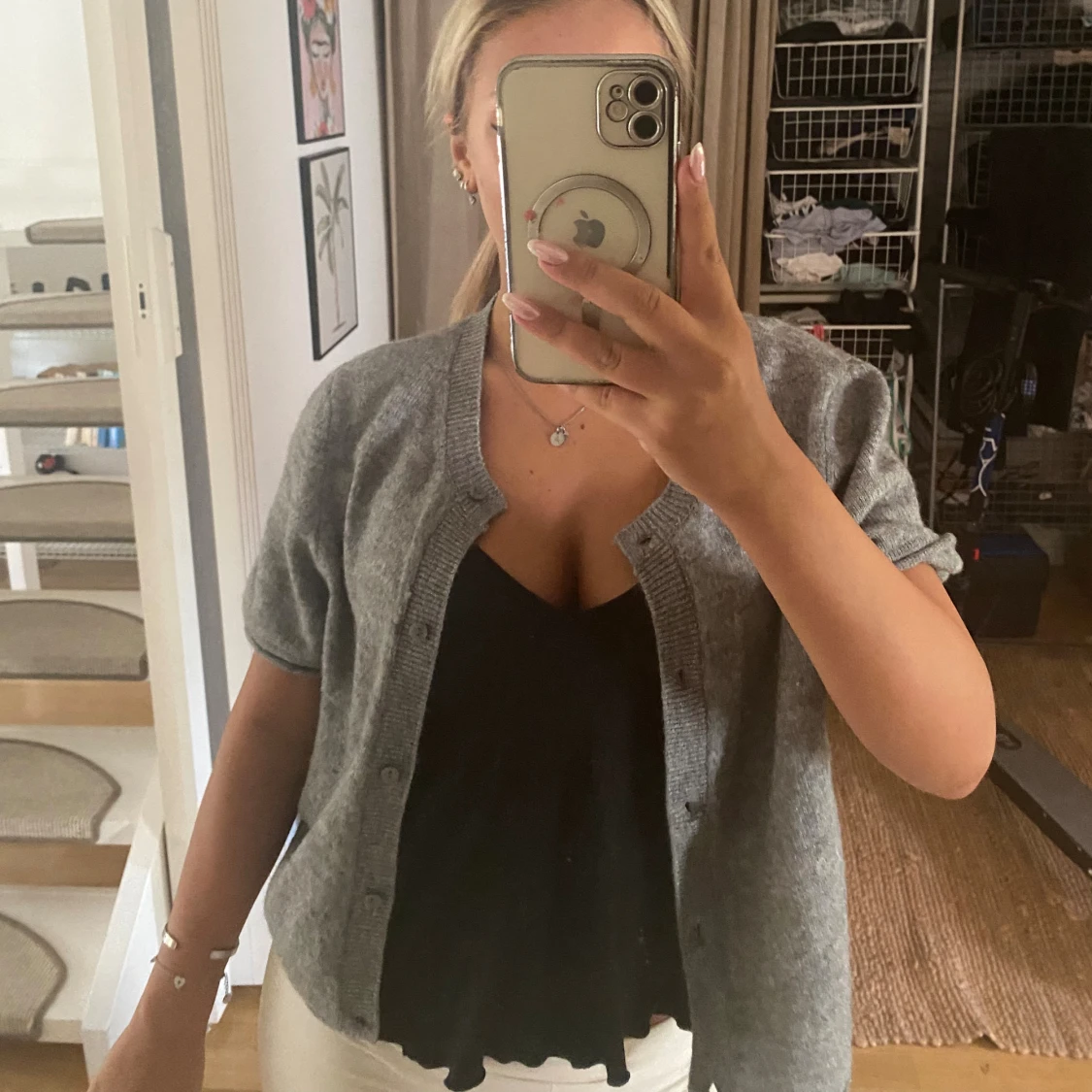 Grå kortärmad kofta i ullmix - 2