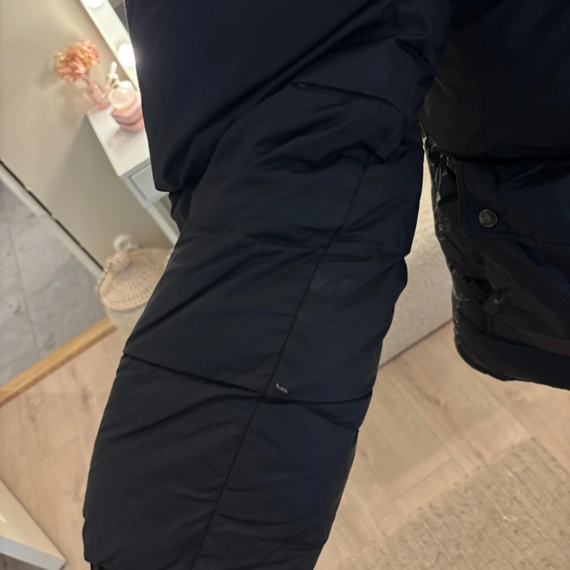 Svart Fjällräven Expedition dunjacka XS - 4