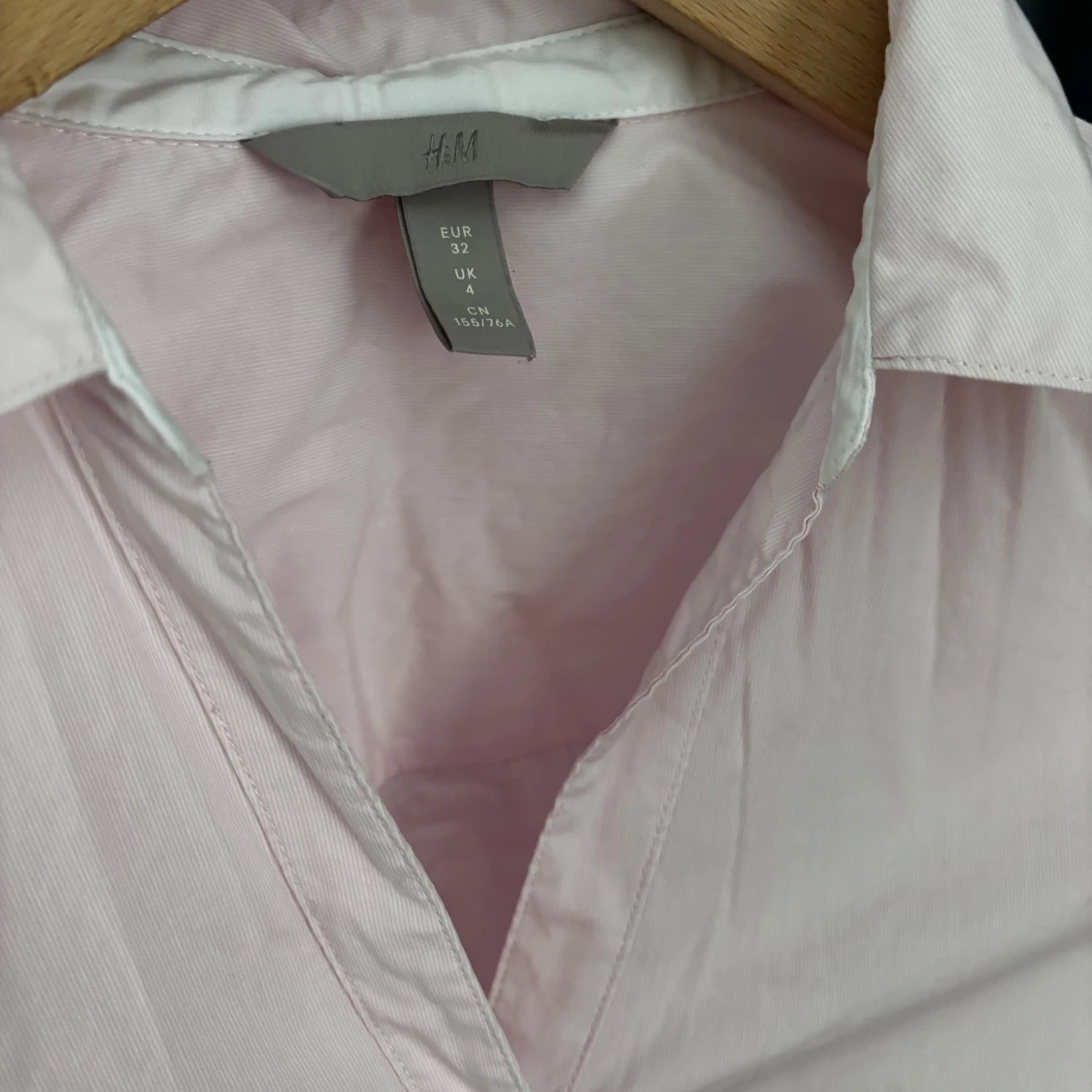 Ljusrosa skjorta från H&M, strl 32 - 1