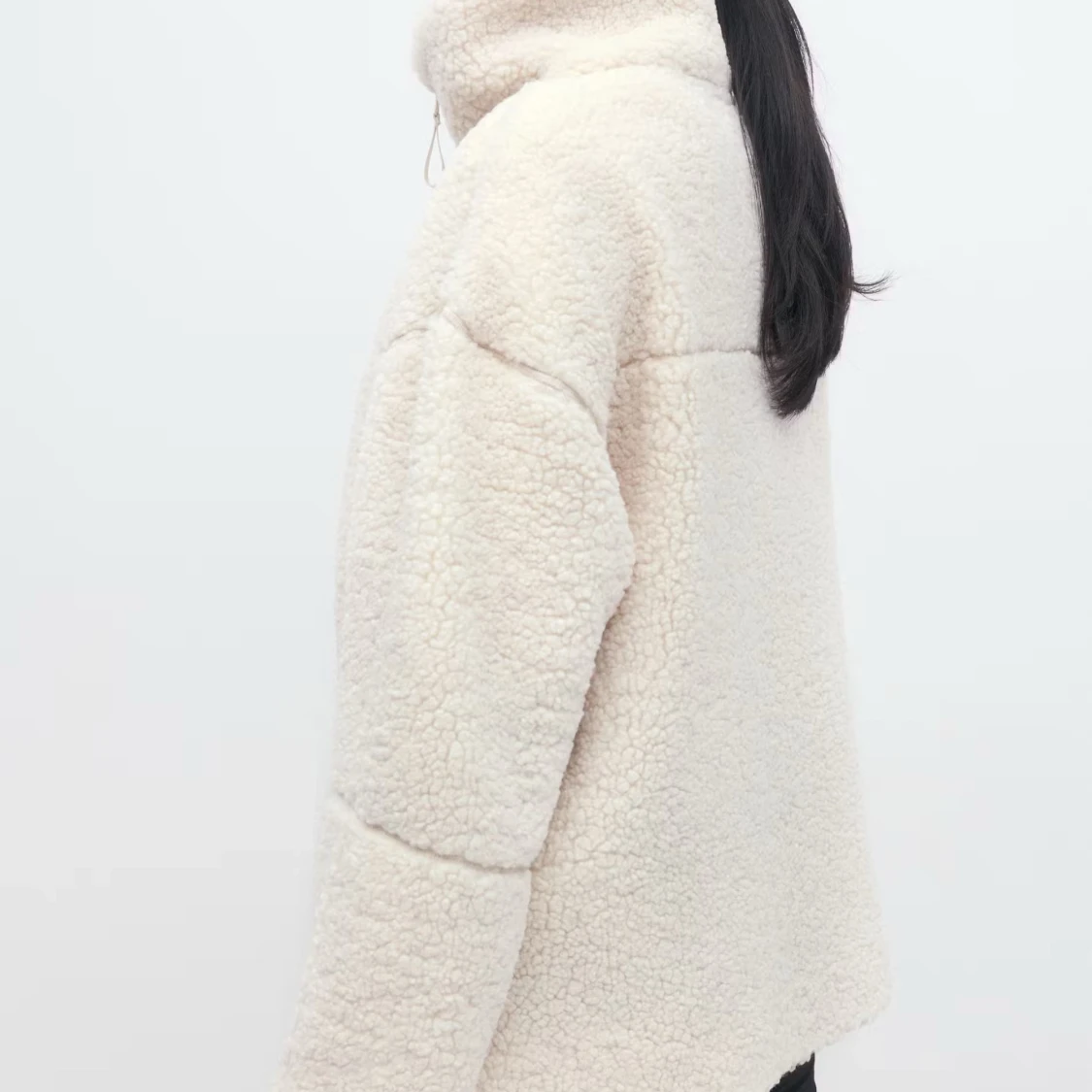 Populära teddyjackan från Gina Tricot