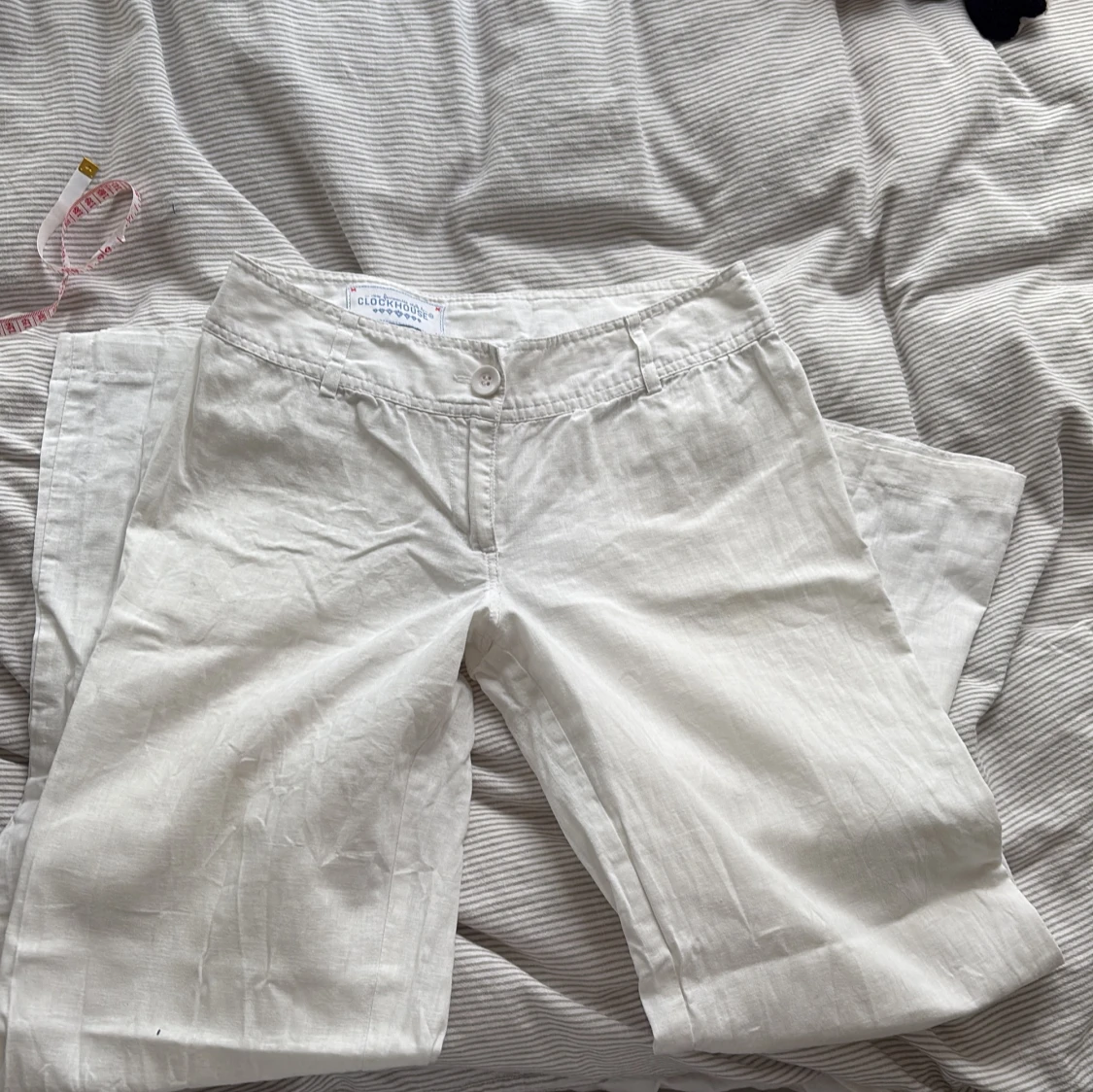 Vita linnebyxor från Clockhouse