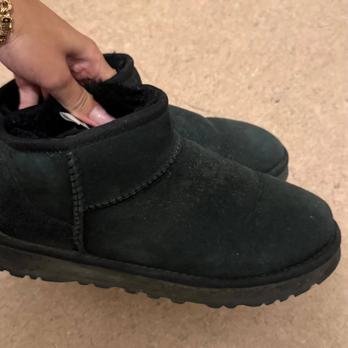 Svarta UGG ultra mini - 1