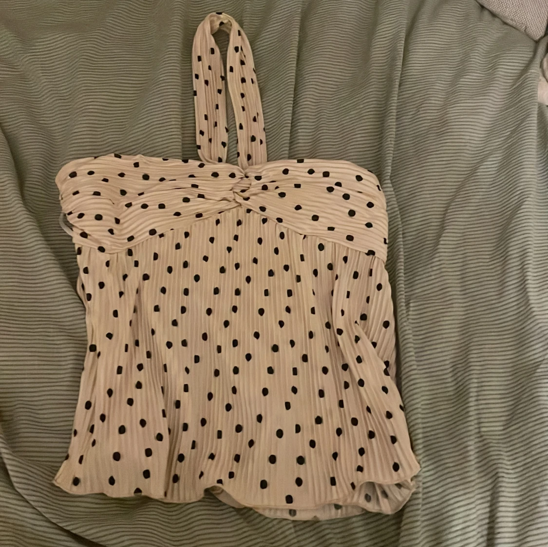 Prickig Halterneck top