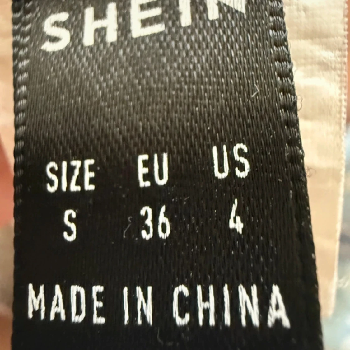 Blå blommig omlottkjol från SHEIN - 2