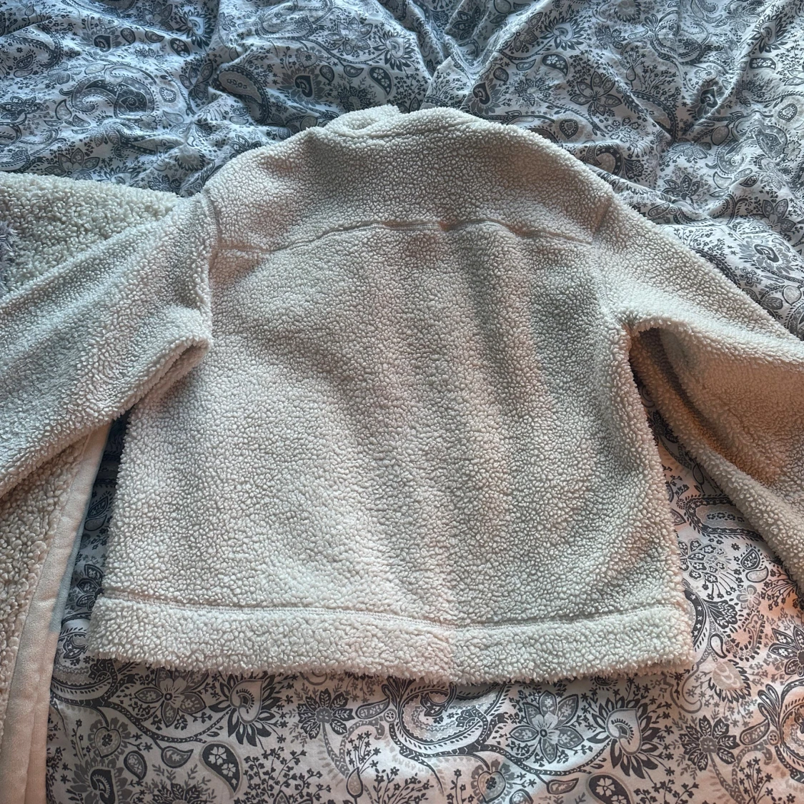 Beige teddyjacka från H&M, storlek M - 4