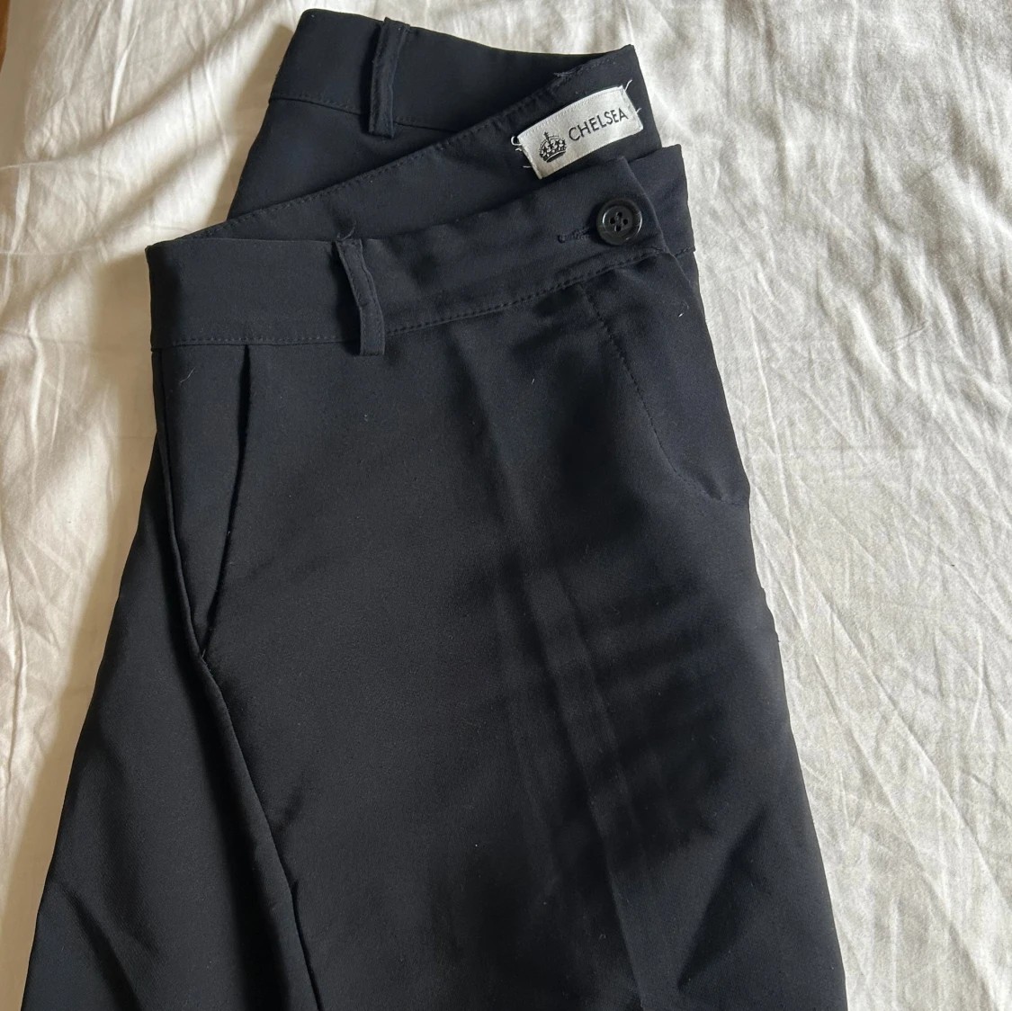 Svarta kostymbyxor från Chelsea - 2