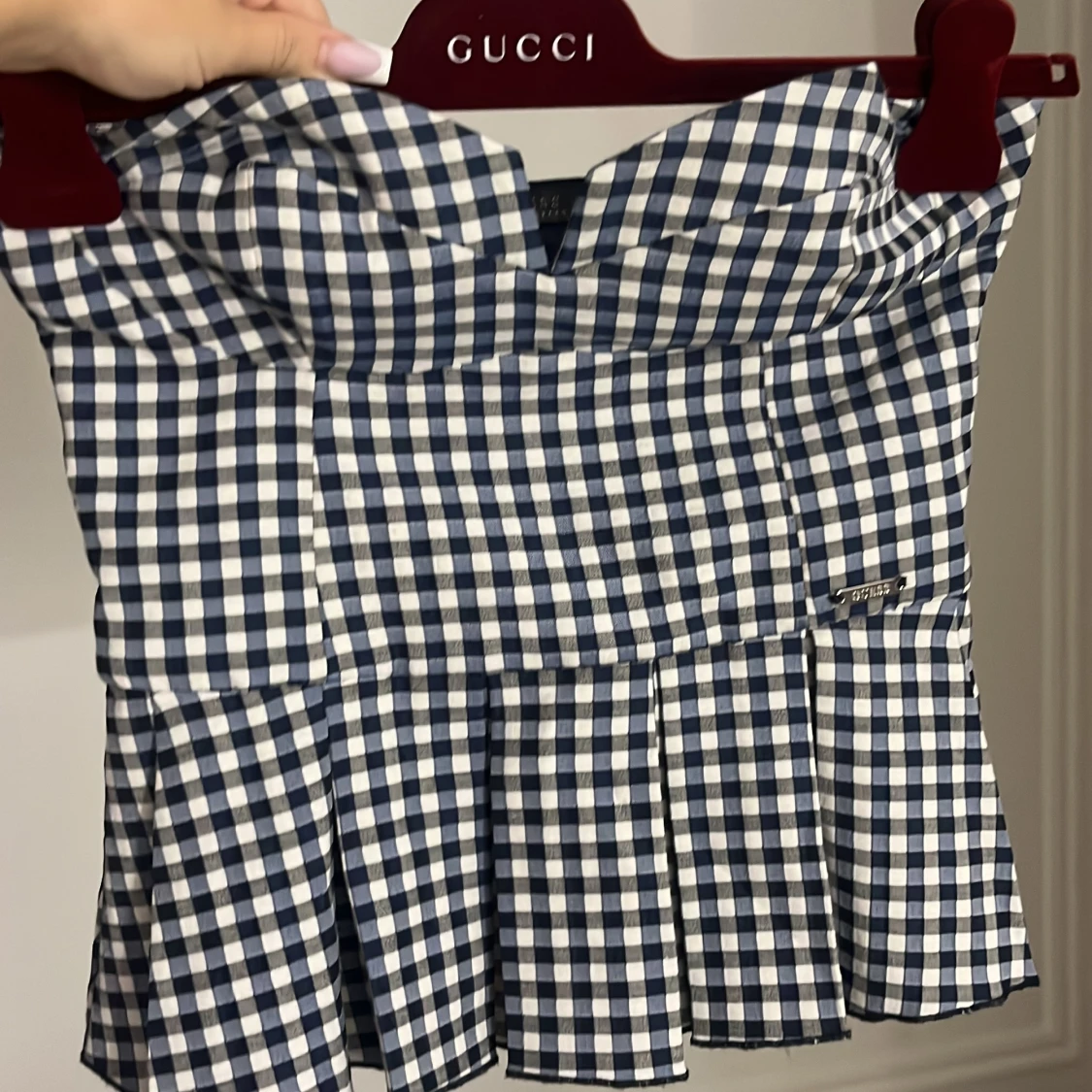 Rutig blåvit topp från Guess - 4