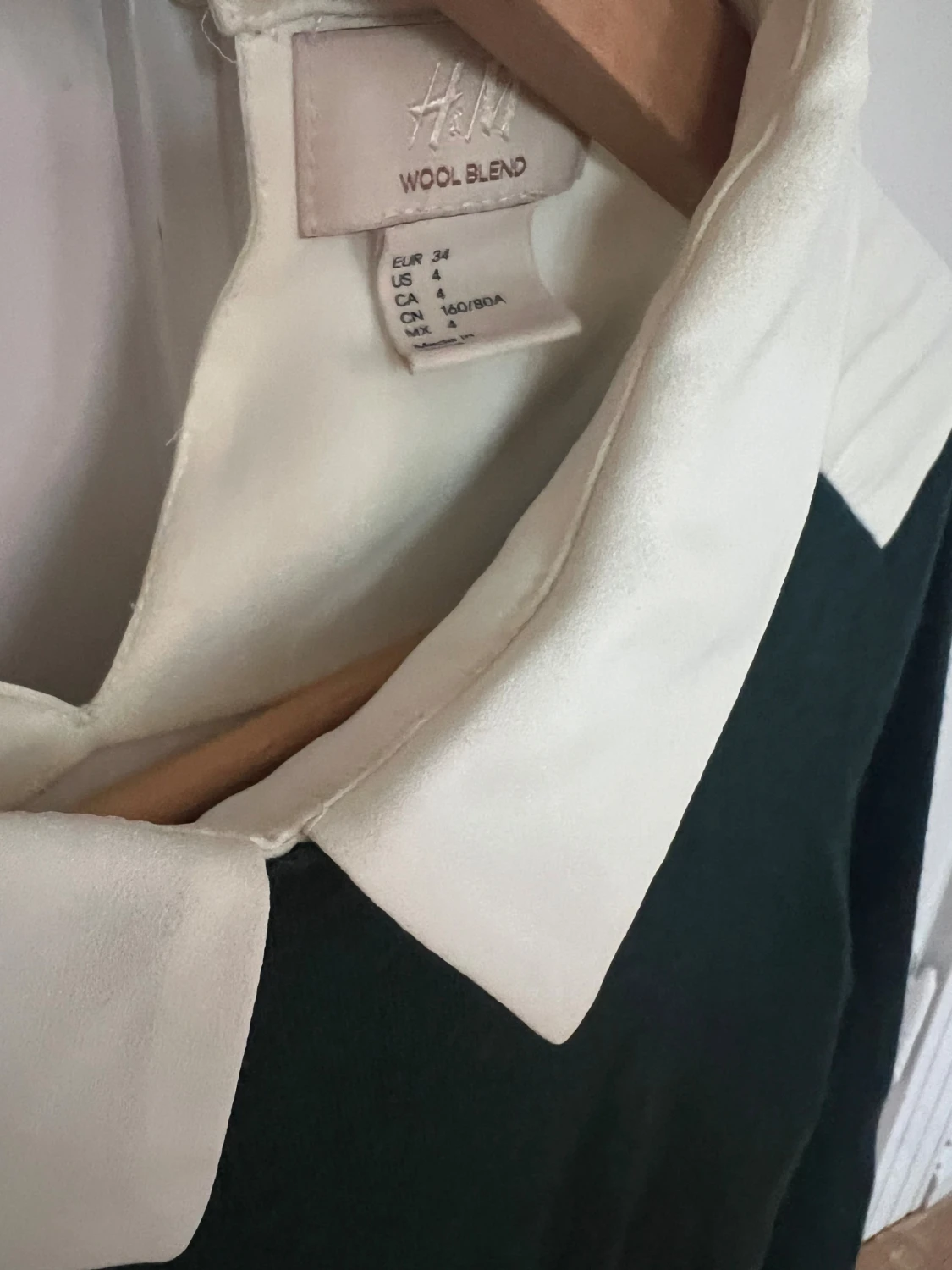 Grön tröja med vit krage från H&M - 2