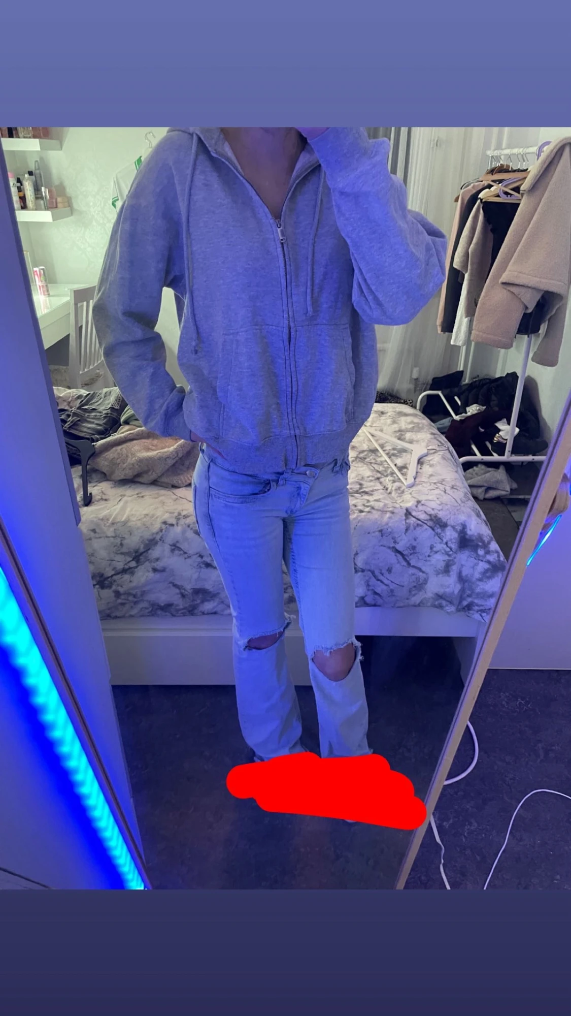  Grå kofta ifrån H&M i storlek XS och S