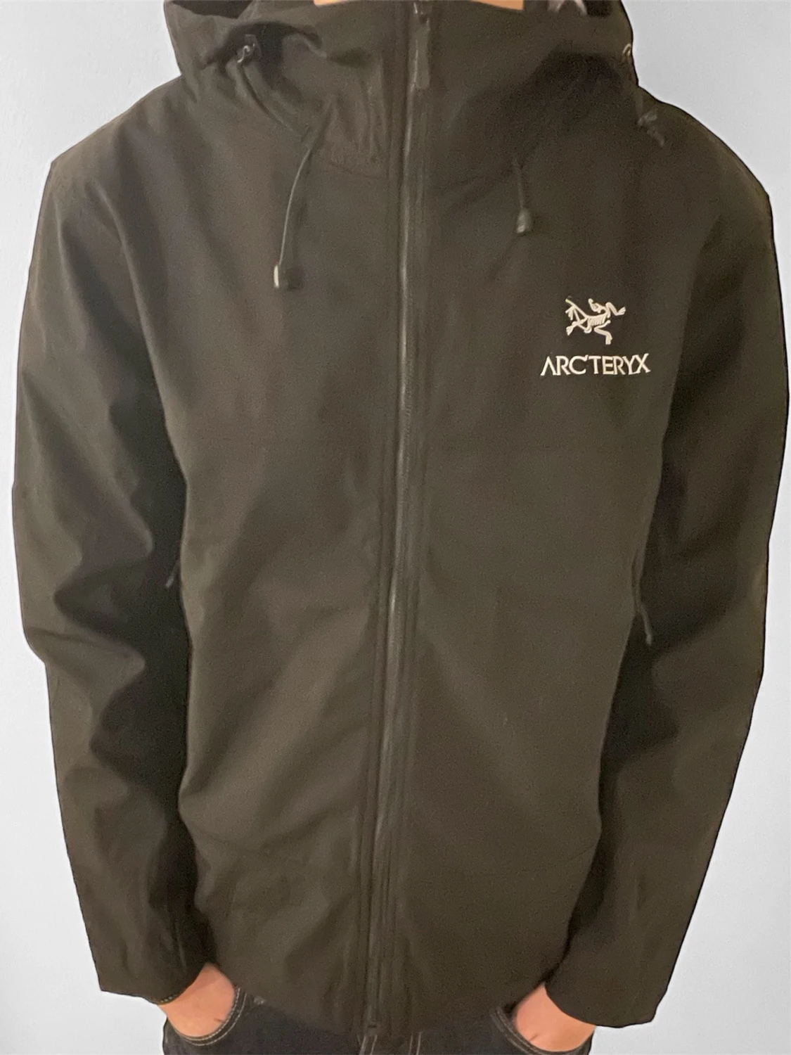 Svart vindjacka från Arc'teryx