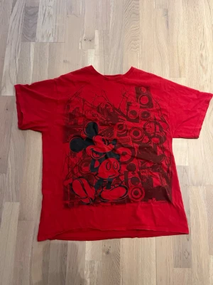 musse pigg - skate tröja