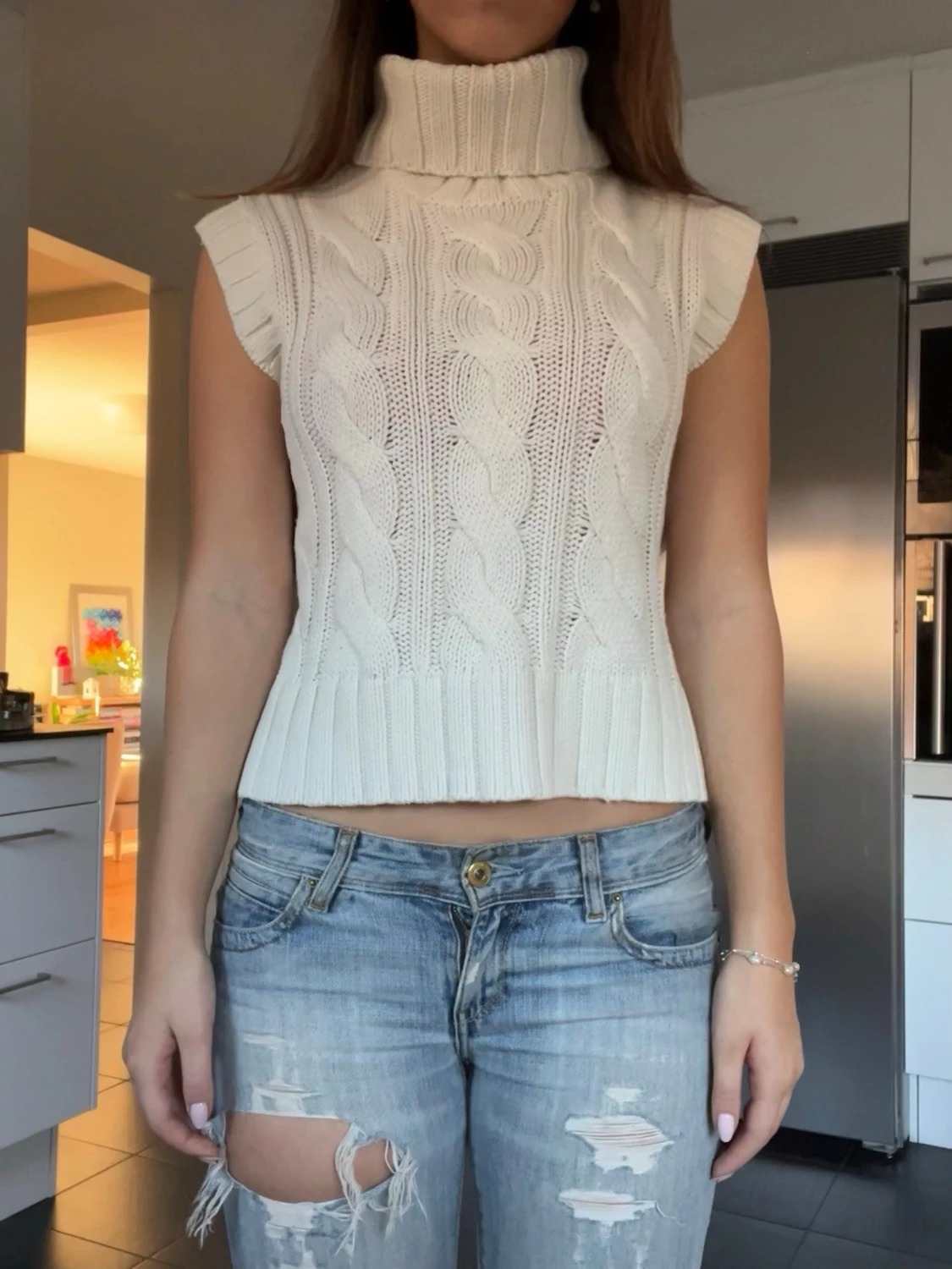 Vit stickad polotröja  - 2