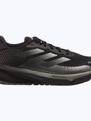 Svarta Adidas löparskor med Gore-Tex - Adidas löparskor i svart med diskreta grå detaljer och Gore-Tex-överdrag som håller fötterna torra. Skorna har snörning, platt sula och meshmaterial för bra ventilation. Dreamstrike+ teknologi i sulan för extra komfort och grepp. Perfekt för dig som gillar att springa oavsett väder.