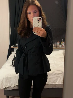 Trenchcoat  - Jättefin och skön! 