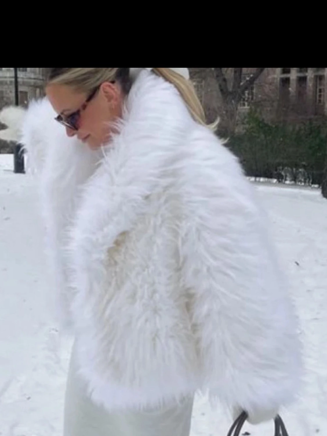 White Faux Fur Jacket – Gina Tricot | Size M