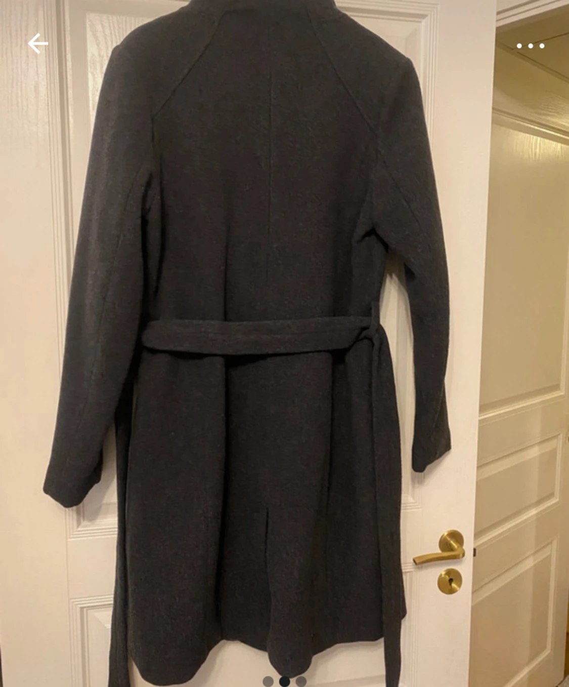 Mörkgrå kappa från Isolde med bälte - 1