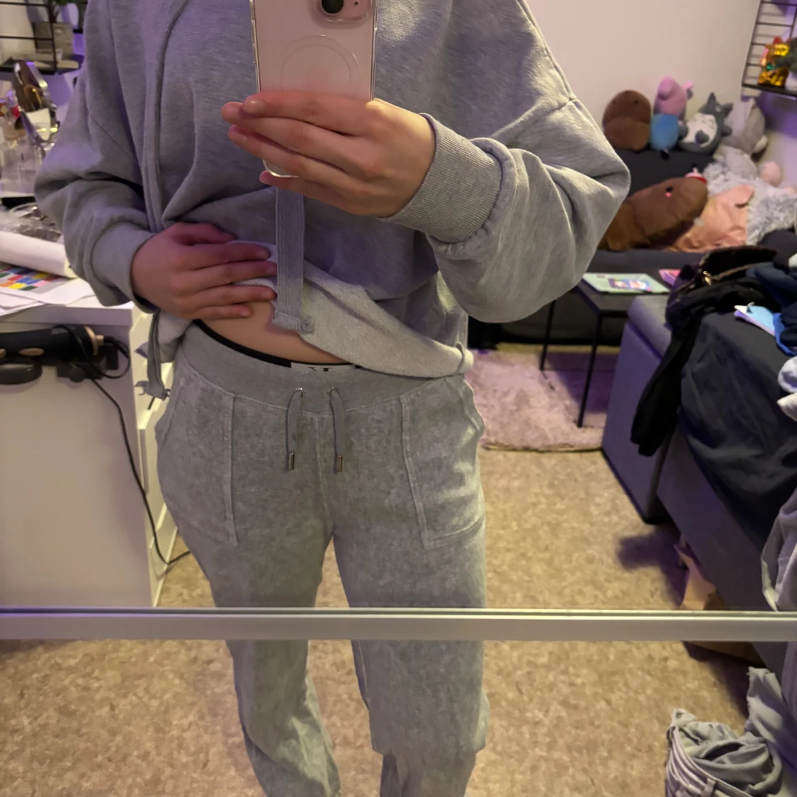 Gråa juicy couture byxor