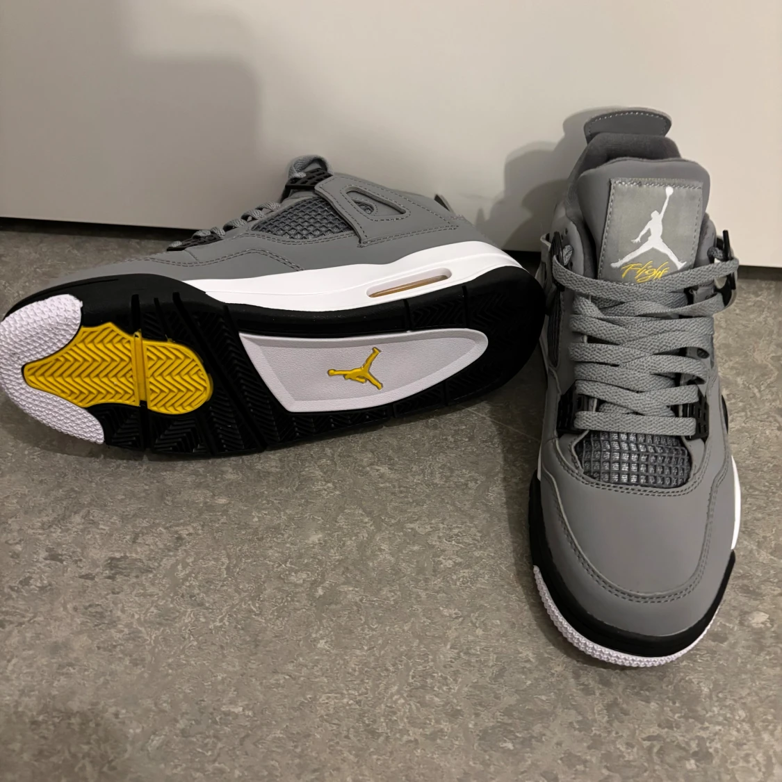 Nike Air Jordan 4 Retro Cool Grey - 3