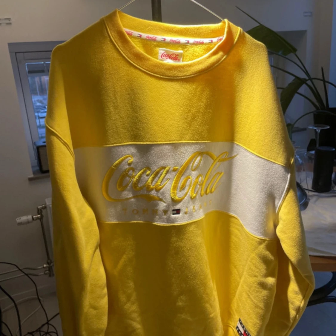 Coca-Cola x Tommy Jeans sweatshirt XL