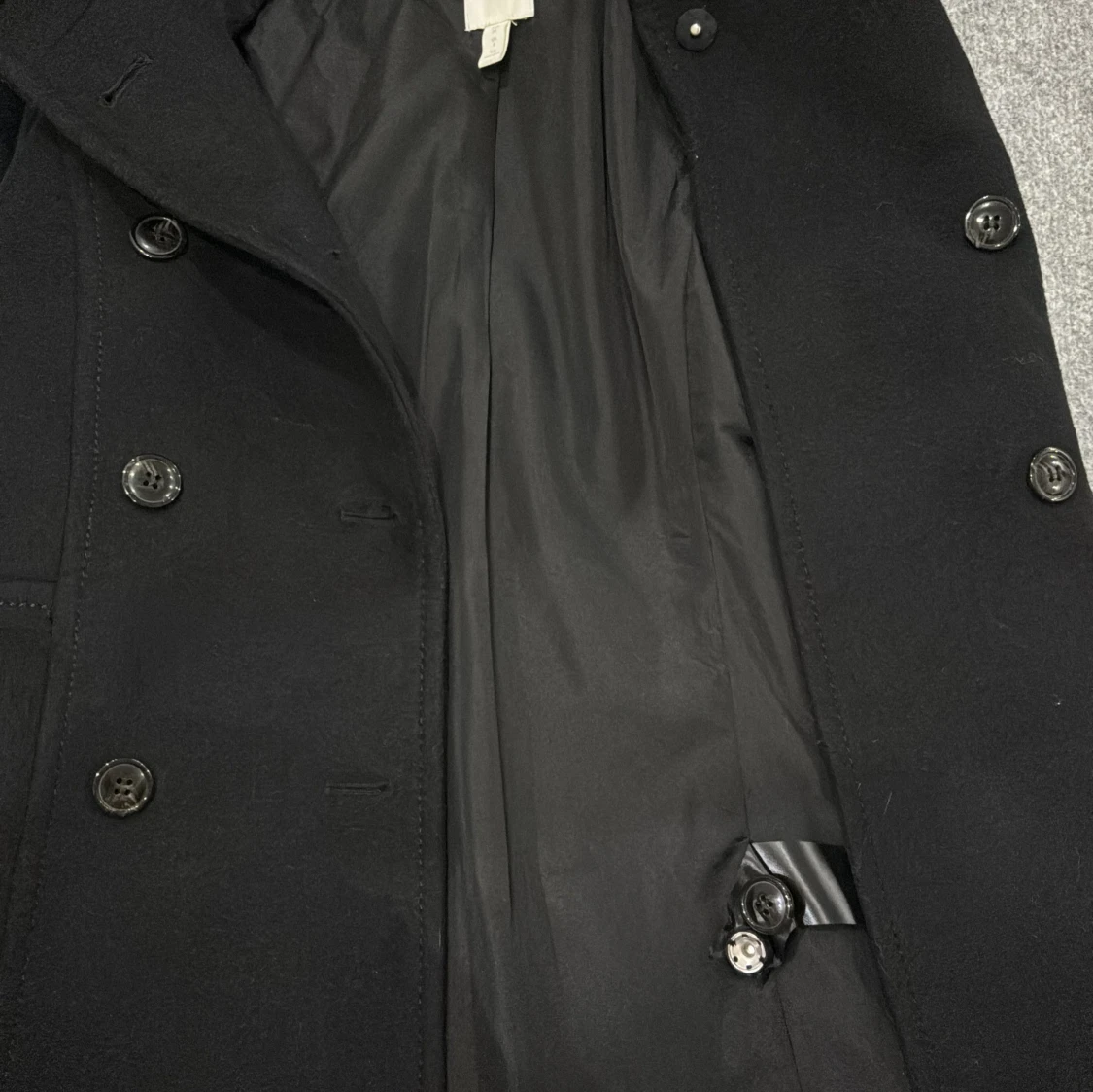 Svart skepparkavaj med knappar - 3