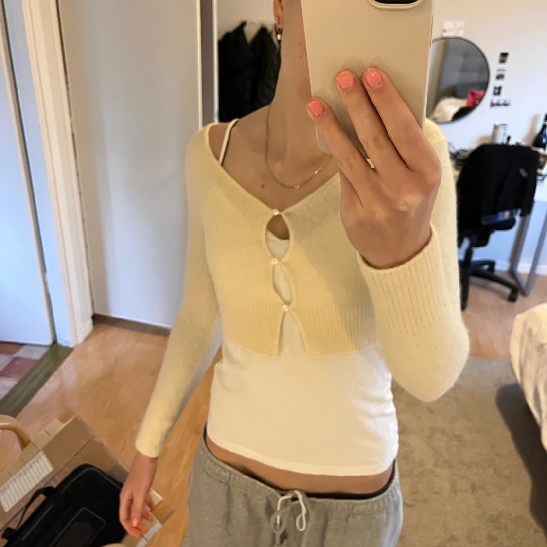 Ljusbeige croppad kofta - 2