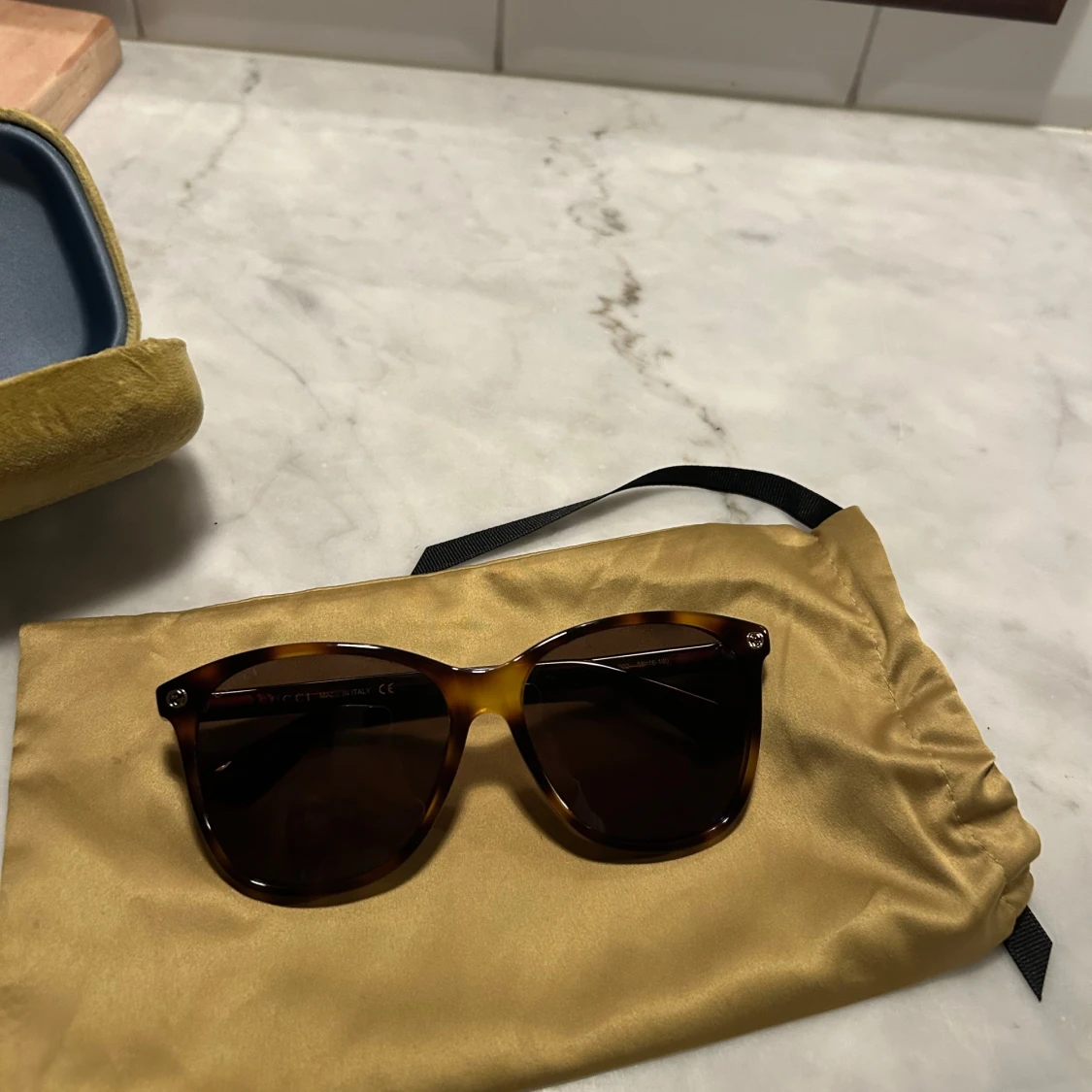 Gucci solglasögon  - 2