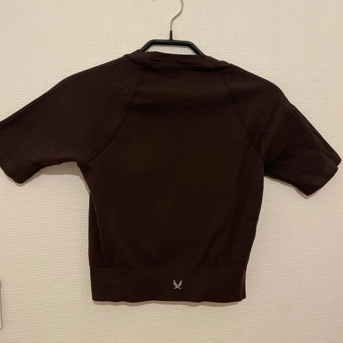 Mörkbrun ribbad träningstopp - 2